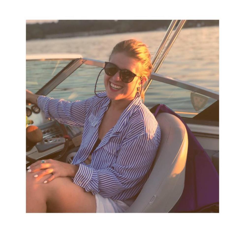 Meet your Posher, Deanna